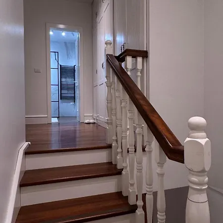 Lana Riverside Апартаменты Тирана