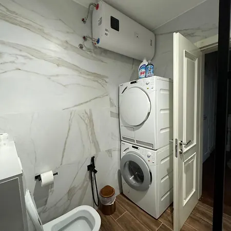 Lana Riverside * Тирана